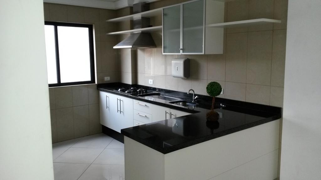 Apartamento Central كوريتيبا الغرفة الصورة
